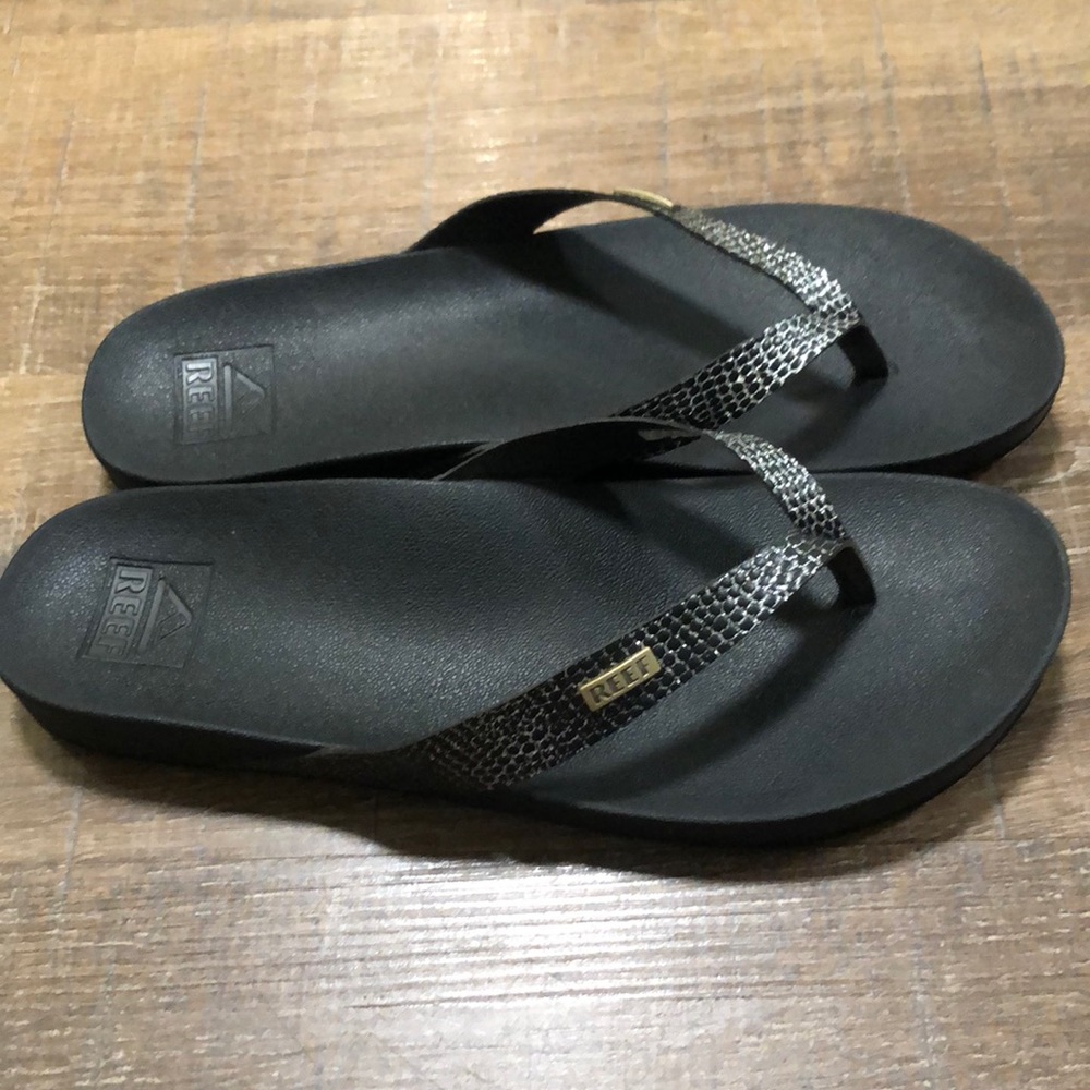 Reef flip flops